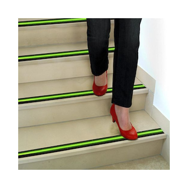 Bande antidérapante multi usages couleur pour escalier et sol glissant
